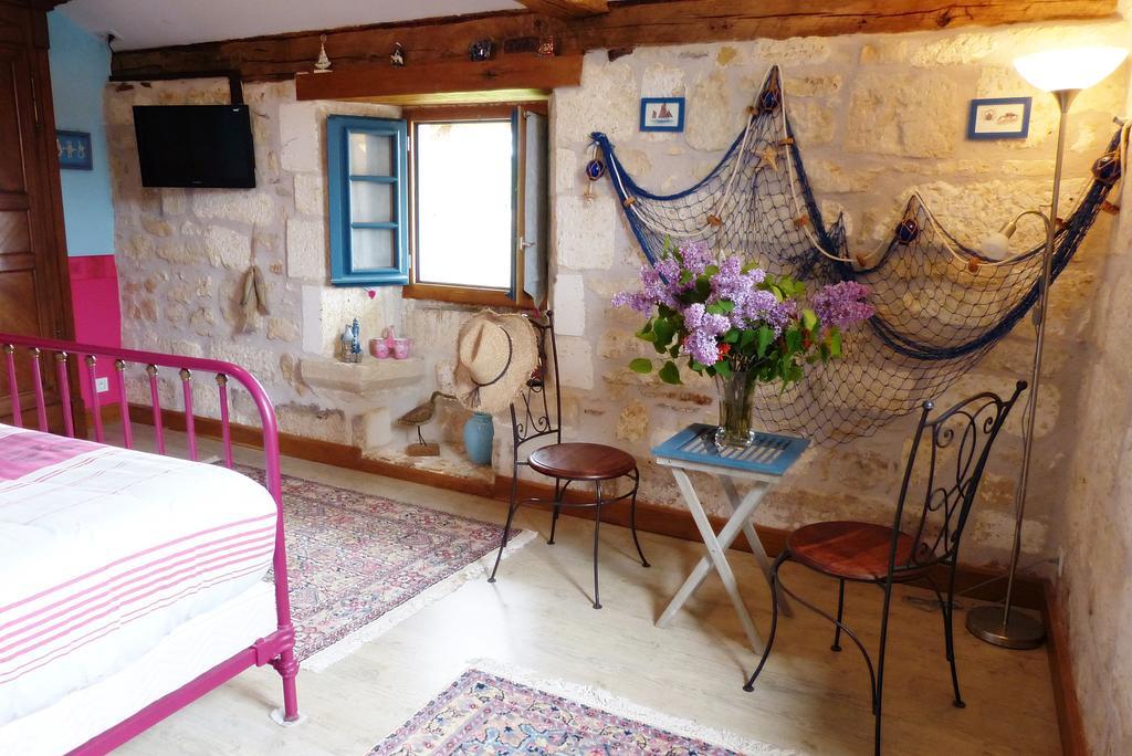 L'Echappee Belle Perigord Bed and Breakfast Cercles Rum bild