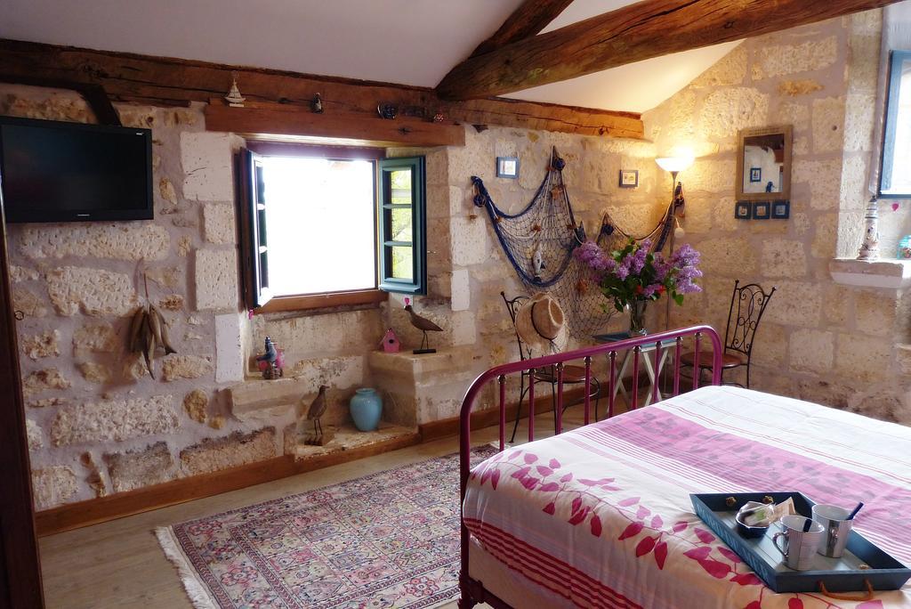 L'Echappee Belle Perigord Bed and Breakfast Cercles Rum bild